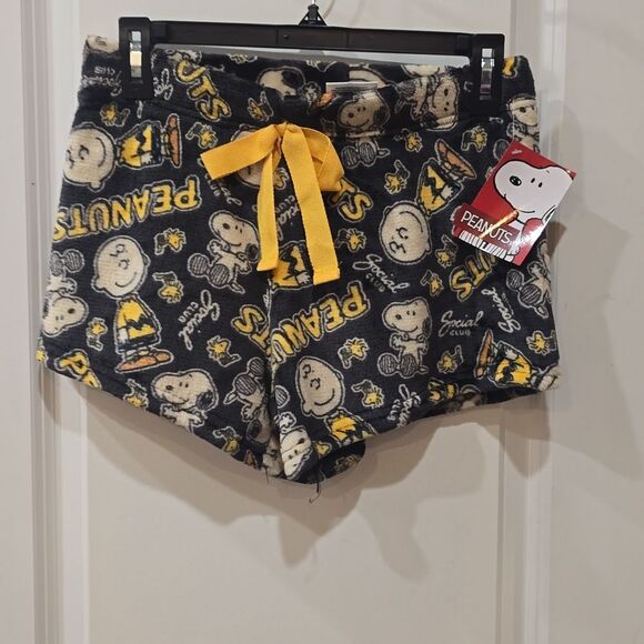 Peanuts Social Club Plush Lounge Shorts - Picture 6 of 7